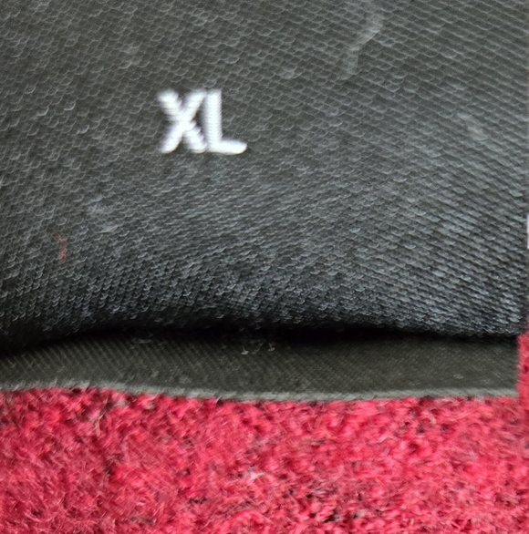 Hugo Boss Deep Red Burgandy V-Neck Sweater Slimfit NWOT - Picture 5 of 5